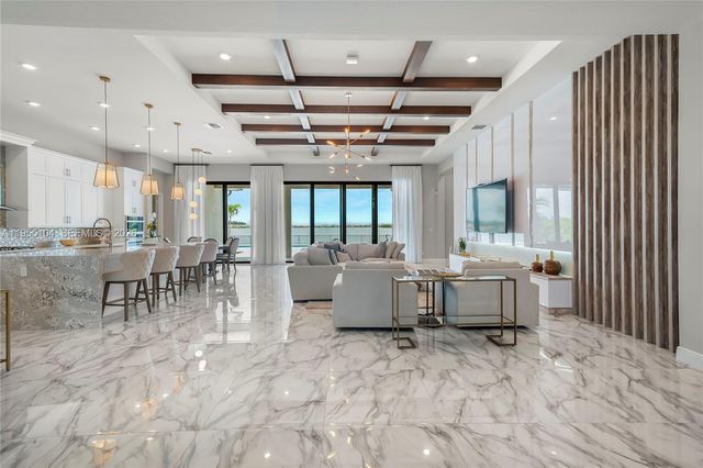 12435 S Parkland Bay Trl, Parkland, FL 33076