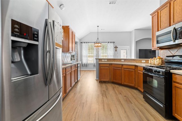 940 Fife Drive, Conroe, TX 77301