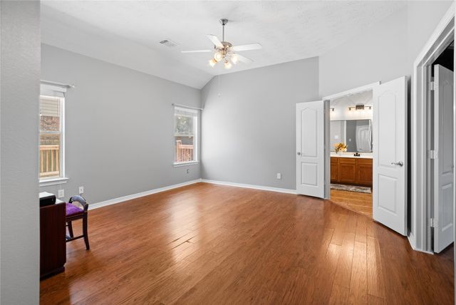 940 Fife Drive, Conroe, TX 77301
