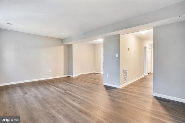 9202 SPRUCEWOOD RD, Burke, VA 22015