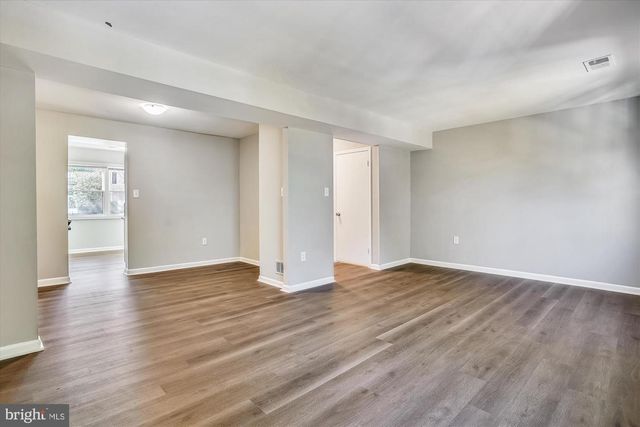 9202 SPRUCEWOOD RD, Burke, VA 22015
