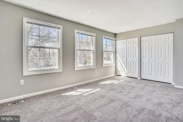 9202 SPRUCEWOOD RD, Burke, VA 22015