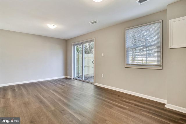 9202 SPRUCEWOOD RD, Burke, VA 22015