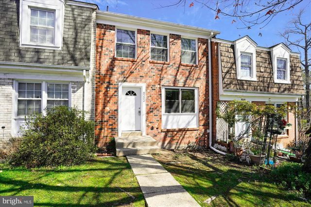 9202 SPRUCEWOOD RD, Burke, VA 22015