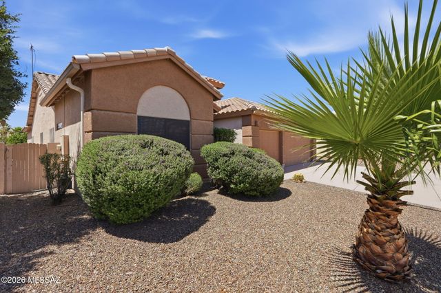 8047 N Arcata Drive, Tucson, AZ 85743