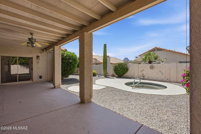 8047 N Arcata Drive, Tucson, AZ 85743