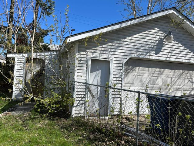 644 Crawford Street, Flint, MI 48507
