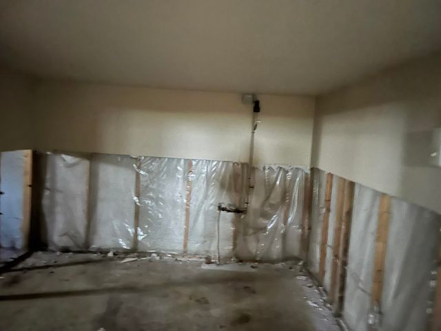 644 Crawford Street, Flint, MI 48507