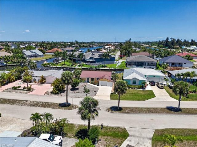 12068 Matlacha BLVD, Matlacha Isles, FL 33991