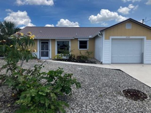 12068 Matlacha BLVD, Matlacha Isles, FL 33991