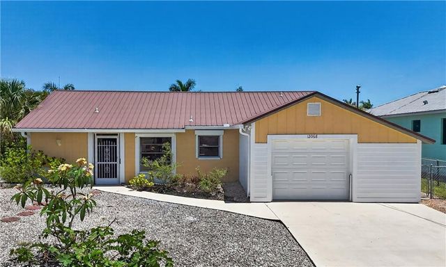 12068 Matlacha BLVD, Matlacha Isles, FL 33991