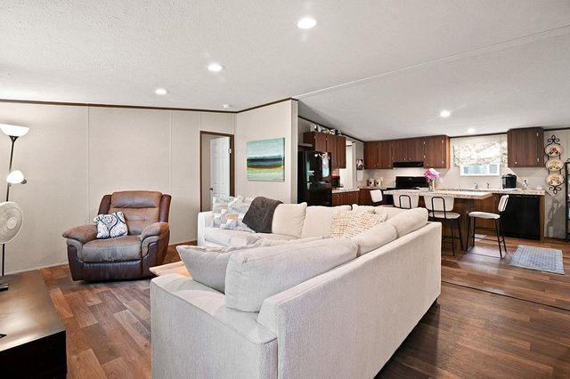 9221 Blue Wing Dr., Murrells Inlet, SC 29576