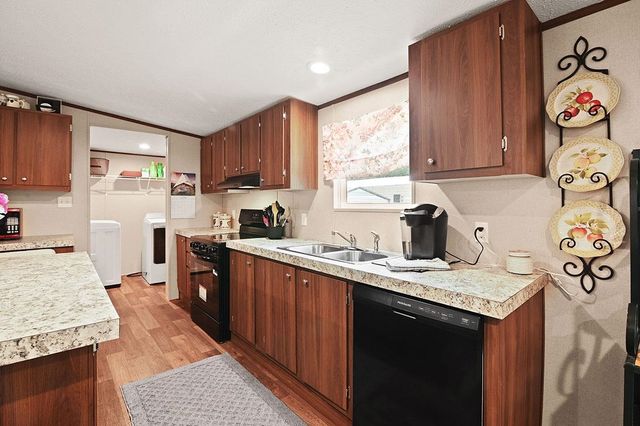 9221 Blue Wing Dr., Murrells Inlet, SC 29576