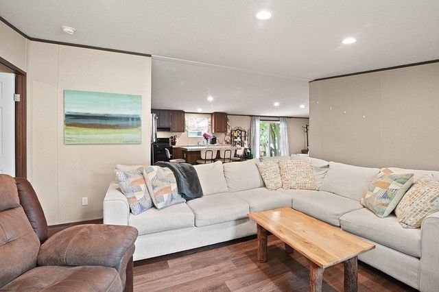 9221 Blue Wing Dr., Murrells Inlet, SC 29576