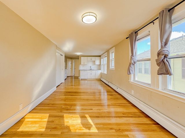 19 Town Hill St 2, Quincy, MA 02169