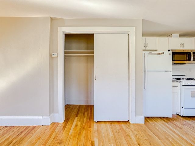 19 Town Hill St 2, Quincy, MA 02169