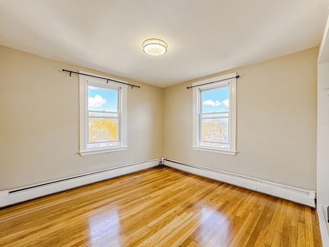 19 Town Hill St 2, Quincy, MA 02169