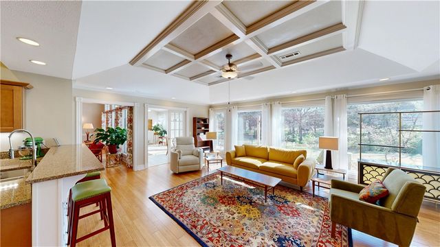 2195 E Wolf Creek Drive, Fayetteville, AR 72703