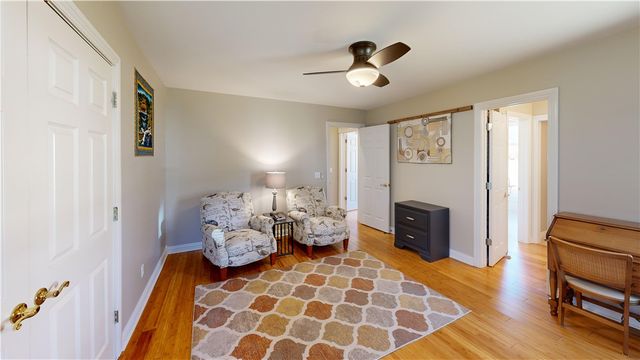 2195 E Wolf Creek Drive, Fayetteville, AR 72703