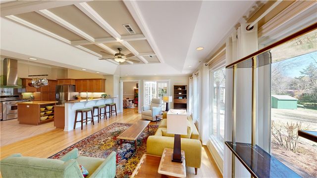 2195 E Wolf Creek Drive, Fayetteville, AR 72703