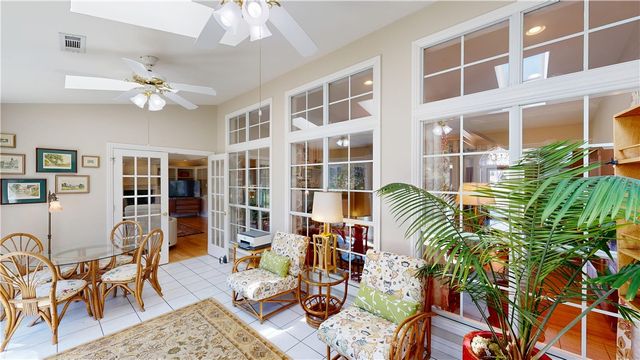 2195 E Wolf Creek Drive, Fayetteville, AR 72703