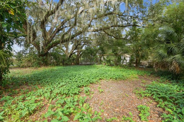 1816 MCGEE ROAD, Plant City, FL 33565