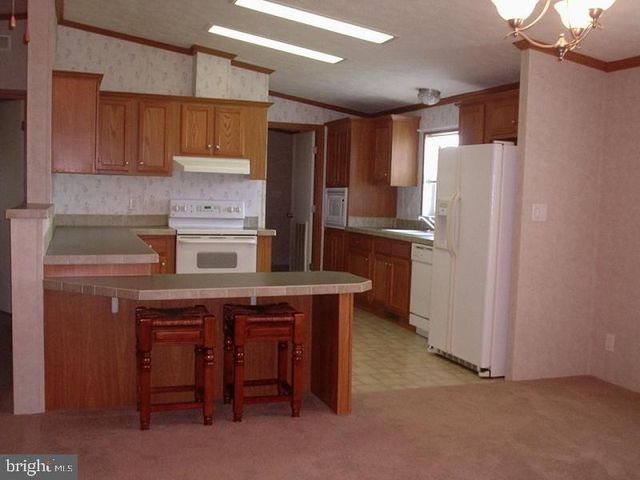 62 RIDGEDALE AVE, New Providence, PA 17560
