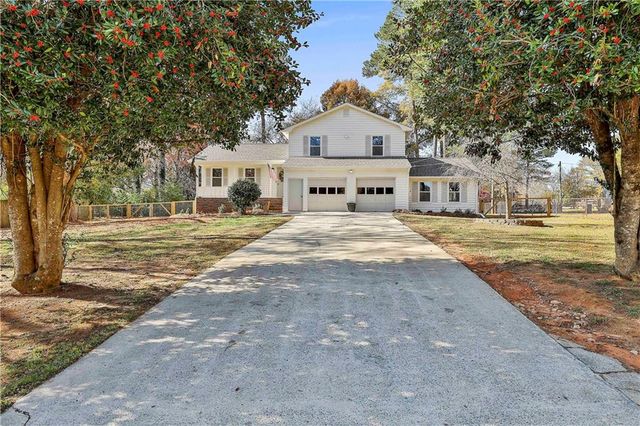 15 Pine Chase, Carrollton, GA 30116