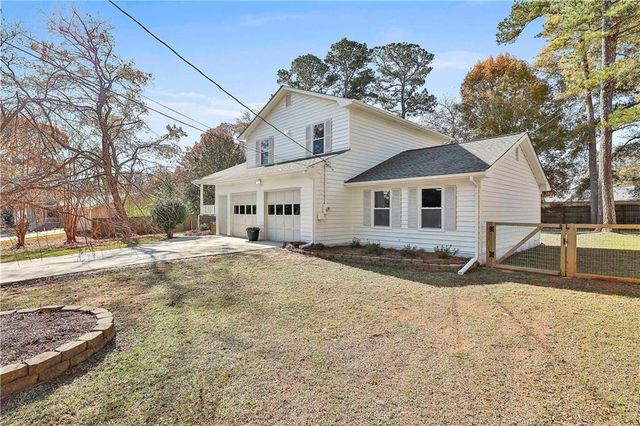 15 Pine Chase, Carrollton, GA 30116