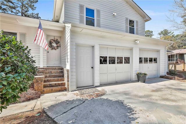 15 Pine Chase, Carrollton, GA 30116