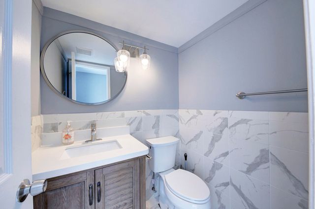 9573 Harbour Cove Court, Ypsilanti Twp, MI 48197