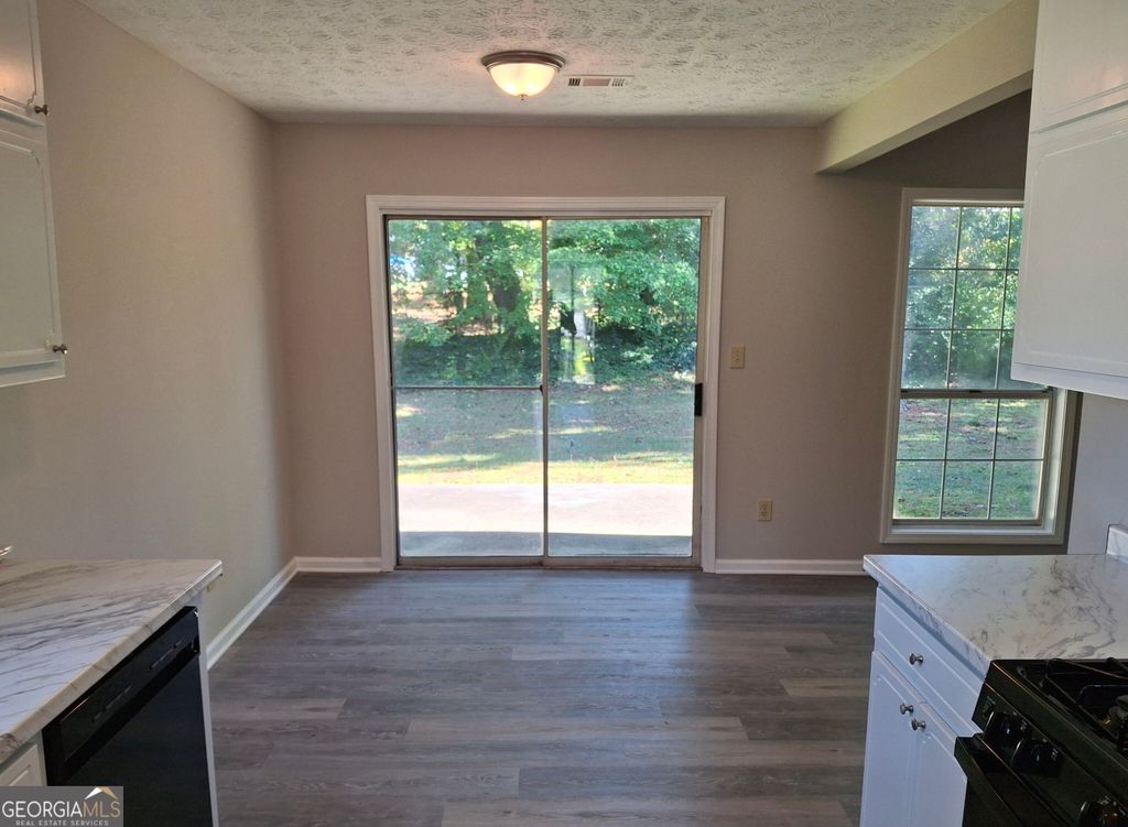 7684 Antebellum Lane, Riverdale, GA 30274 — photo 5