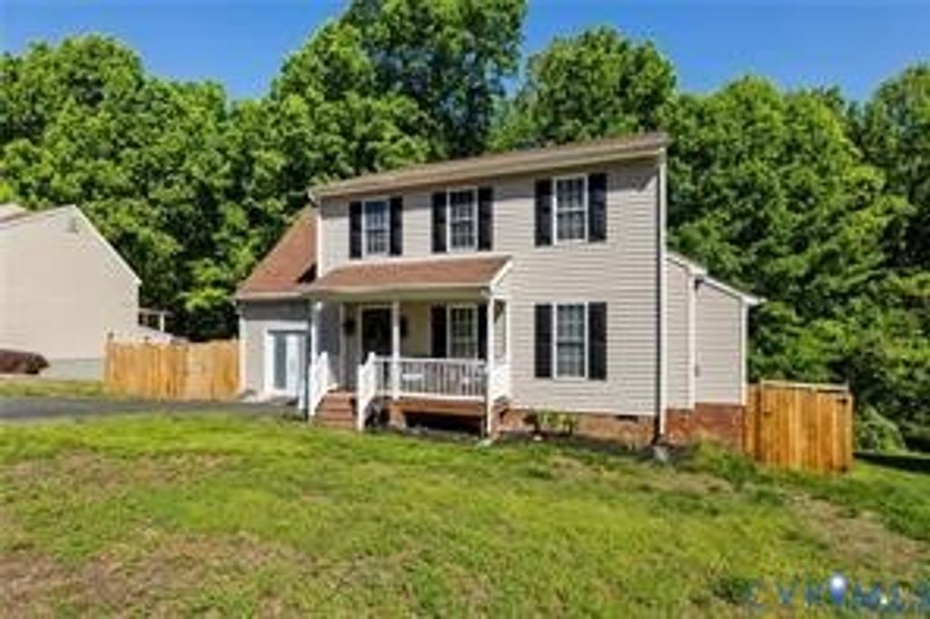 6712 N Hedges Rd, Chesterfield, VA 23224