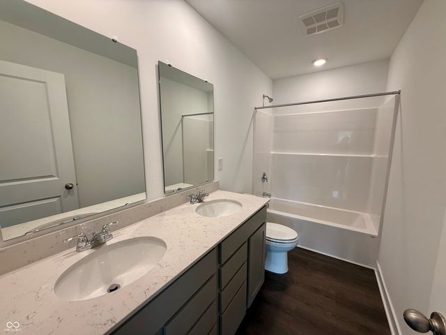 6114 Cascades Drive, Whitestown, IN 46075