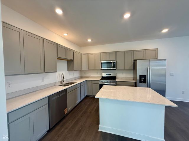 6114 Cascades Drive, Whitestown, IN 46075