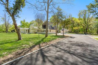 497 Woodbury Road, Cold Spring Harbor, NY 11724