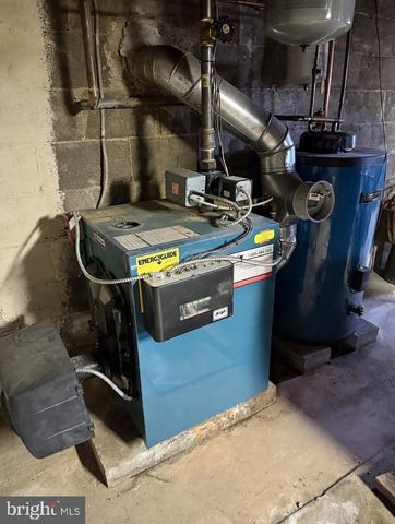 42 GROFF RD, Boyertown, PA 19512