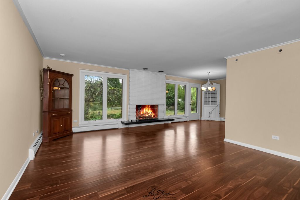10S073 Clarendon Hills Road, Willowbrook, IL 60527 — photo 5