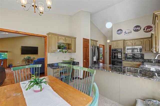 2489 Stonegate Drive, Festus, MO 63028