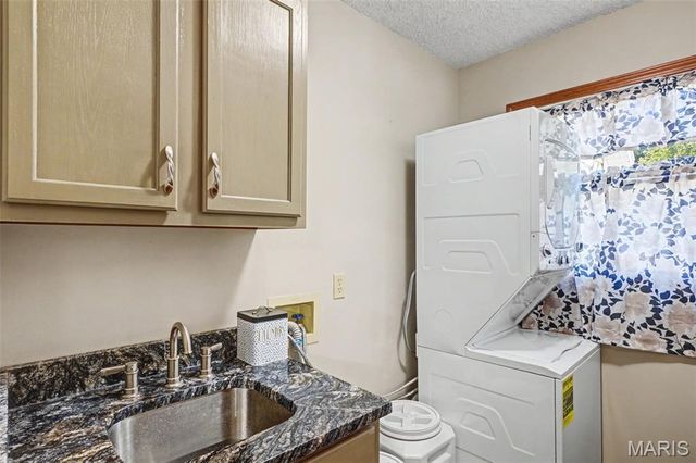 2489 Stonegate Drive, Festus, MO 63028