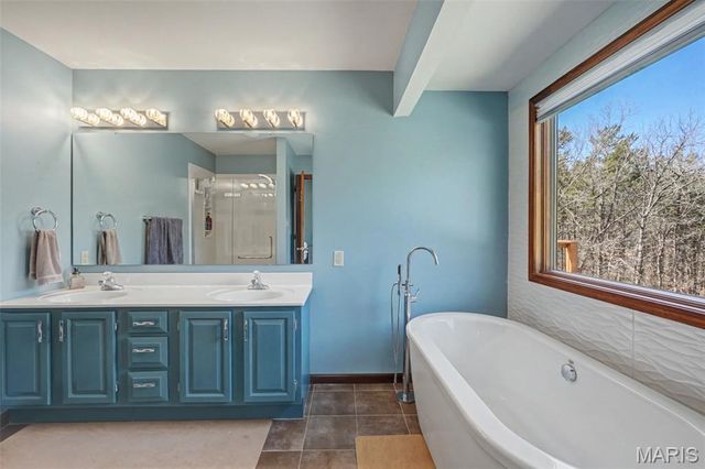 2489 Stonegate Drive, Festus, MO 63028