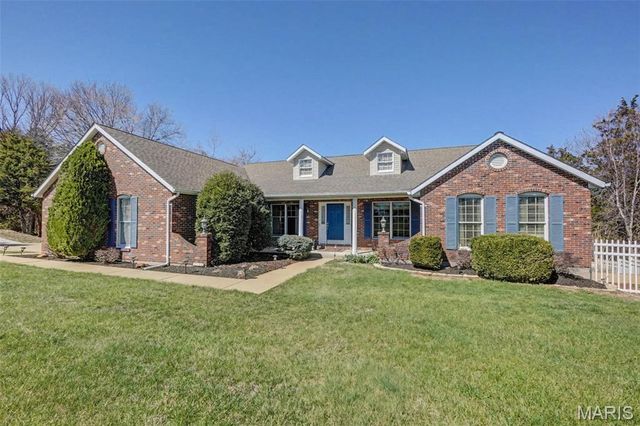 2489 Stonegate Drive, Festus, MO 63028
