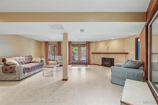 2489 Stonegate Drive, Festus, MO 63028