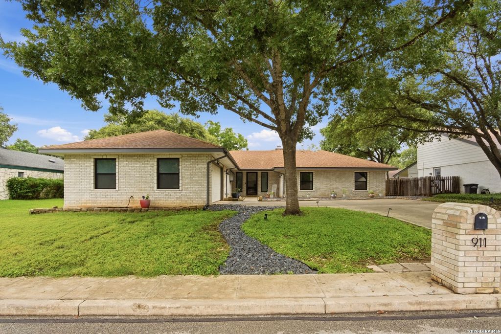 911 SILVER SPRUCE ST, San Antonio, TX 78232