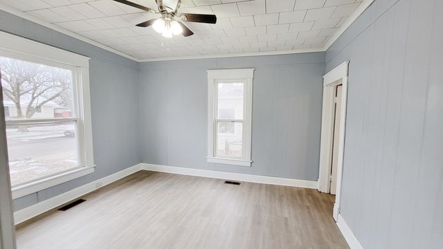 941 W Brower Street, Springfield, MO 65802