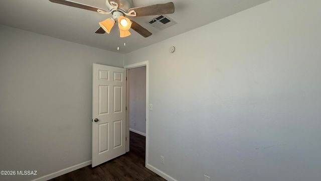 8449 E Kent Place, Tucson, AZ 85710