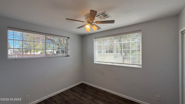 8449 E Kent Place, Tucson, AZ 85710