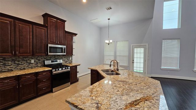 3715 Aldridge Drive, Missouri City, TX 77459