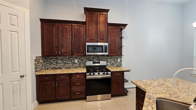 3715 Aldridge Drive, Missouri City, TX 77459