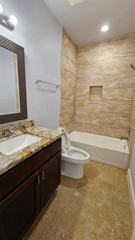 3715 Aldridge Drive, Missouri City, TX 77459